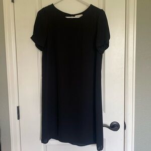 Black, cap sleeve, lined shift dress by Soprano